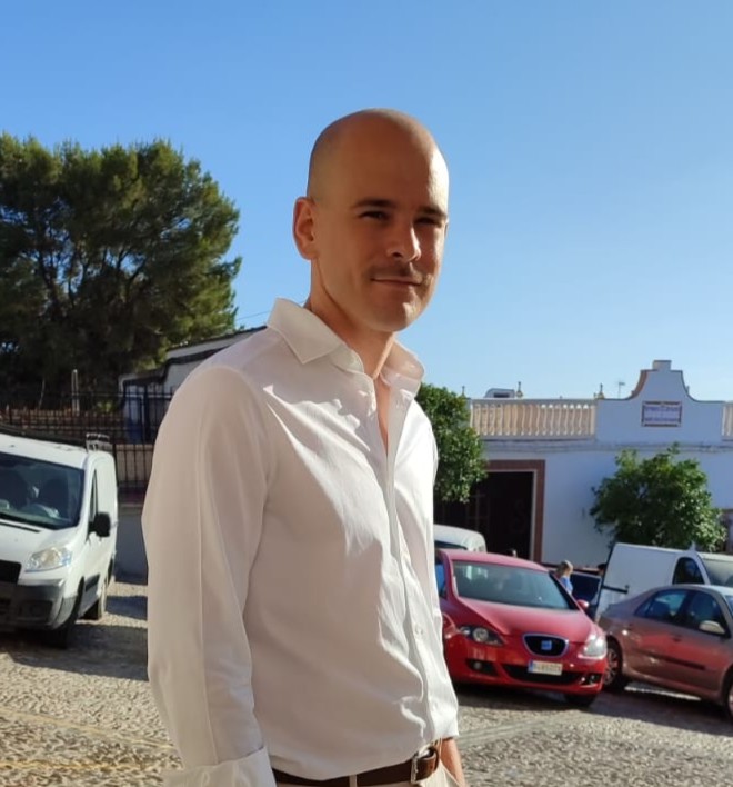 Portrait of Raúl López-Rueda